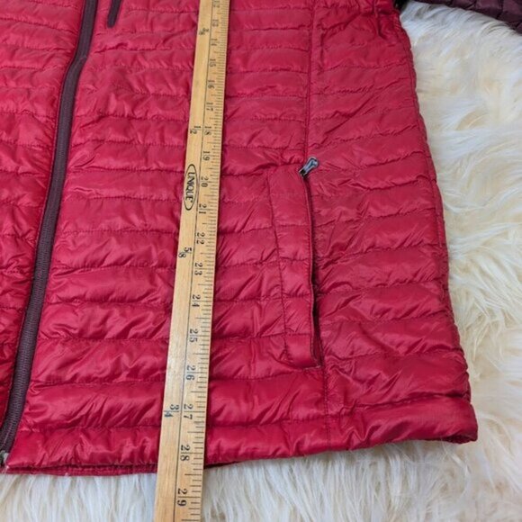 Men's Ultralight 850 Down Sweater, Colorblock - Picture 6 of 11